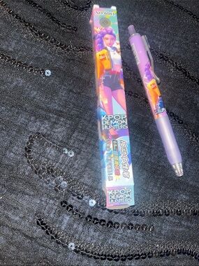 KPOP Demon Hunters Purple Gel Pen